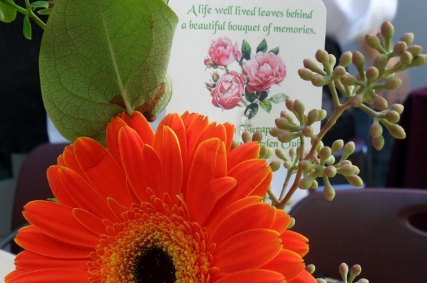 sympathy-gifts-and-flowers